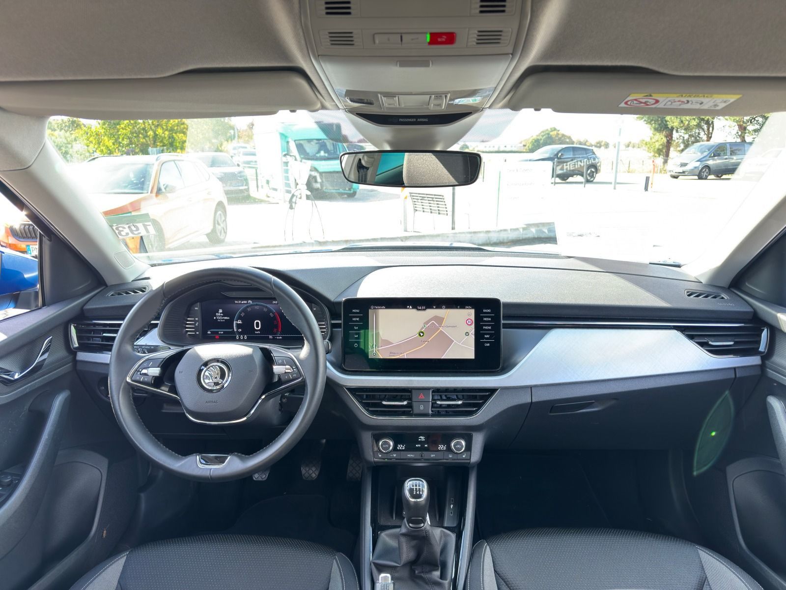 Fahrzeugabbildung SKODA Kamiq 110PS 6-Gang*NAVI*RFK*AHK