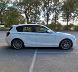 BMW 1er 116 i *LIM*PCD*SHZ*ALU*KLIMA* XENON* - BMW 116 von privat