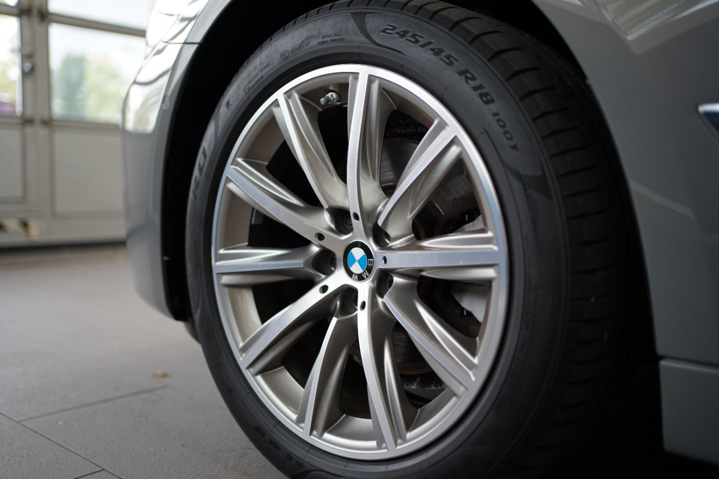 Fahrzeugabbildung BMW 520dA xDrive 3xKlima+Glasdach+LED+ParkAssist+AHK
