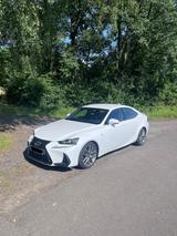 Lexus IS 300h F-Sport Automatik  - Lexus IS-Serie von privat