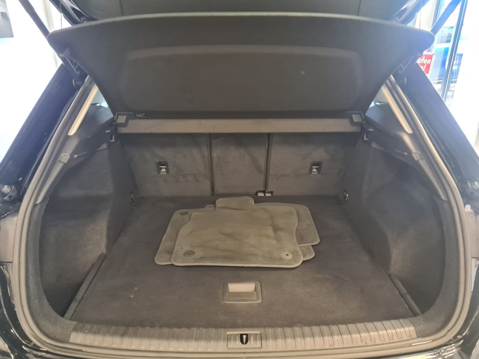 Fahrzeugabbildung Audi Q3 35 TDI / LED / VIRTUELL/LED/SCHECKHEFT