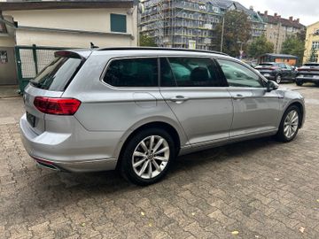 Volkswagen Passat Variant - 12