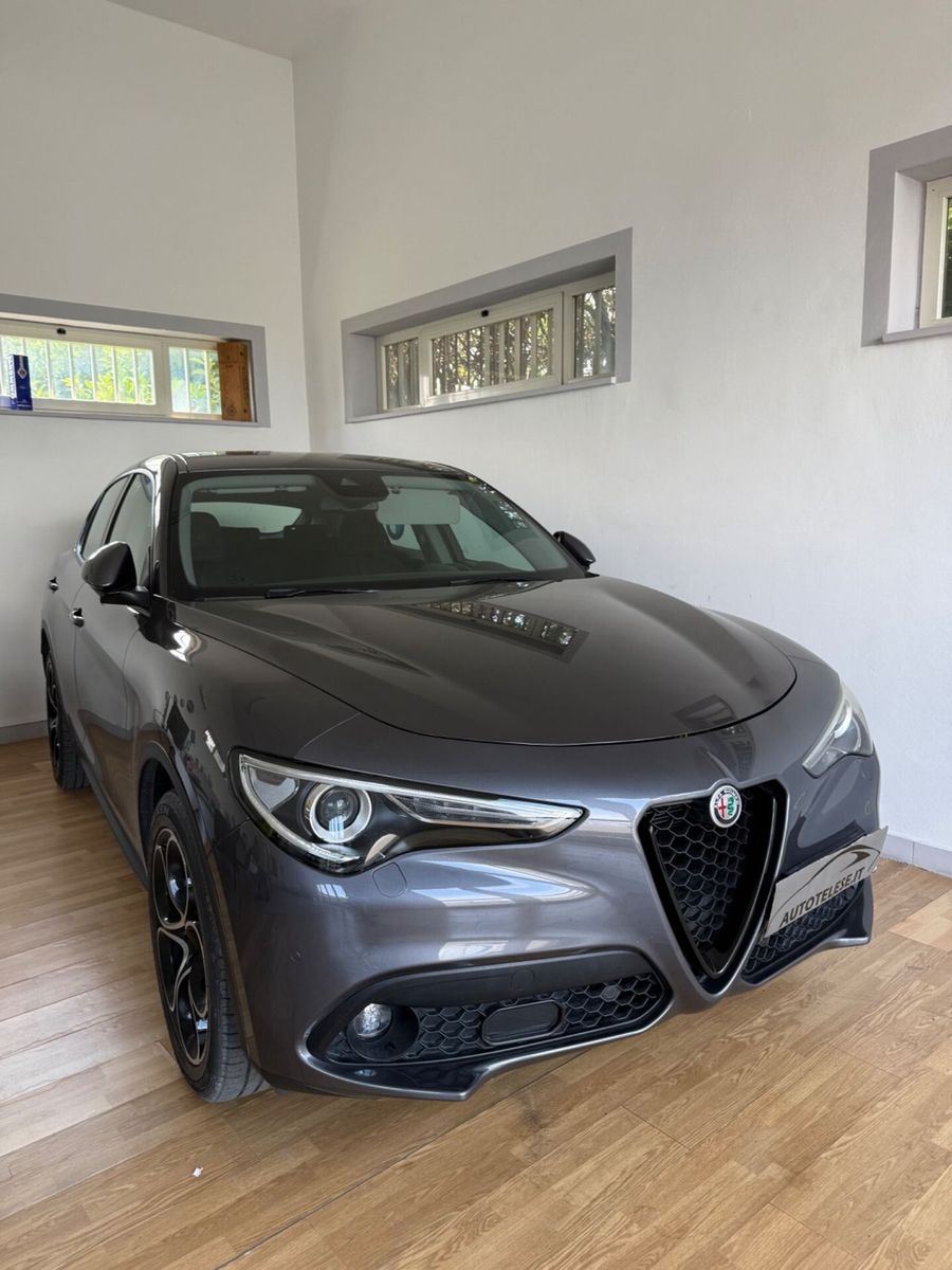 Alfa Romeo Stelvio 2.2 Turbodiesel 190 CV AT8 Q4 imagem 3