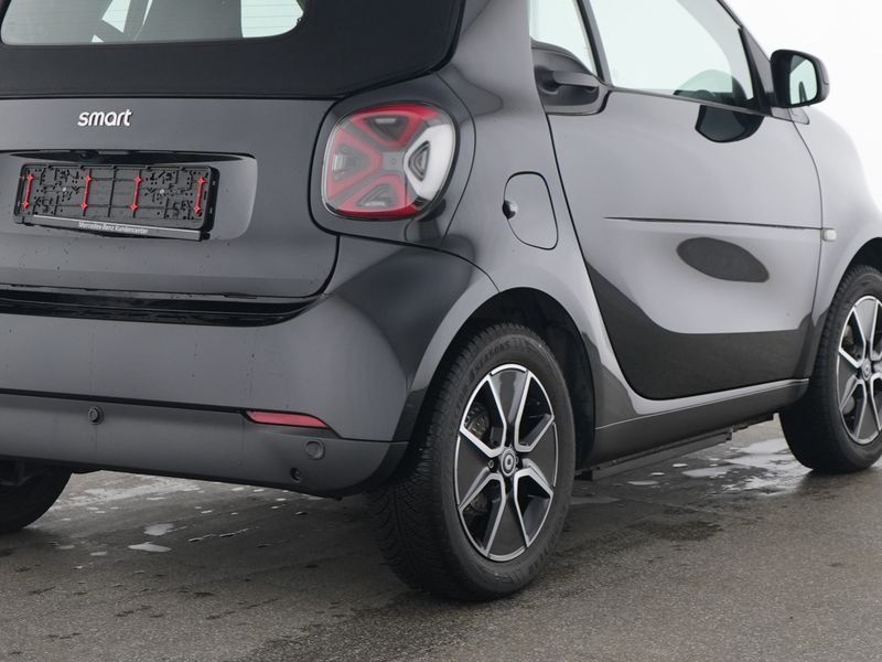 Fahrzeugabbildung Smart smart EQ cabrioEXCLUSIVE*22kW*LED*Kamera*Allwett
