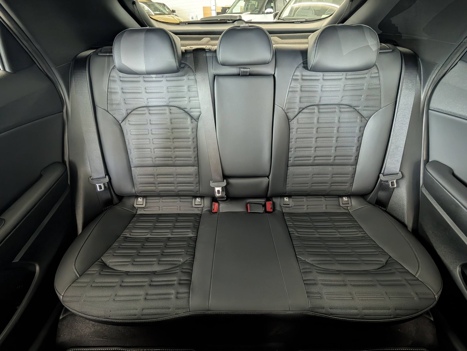 KIA XCeed 1.6 T-GDI 180 DCT Spirit Sitzpaket JBL – Bild 14