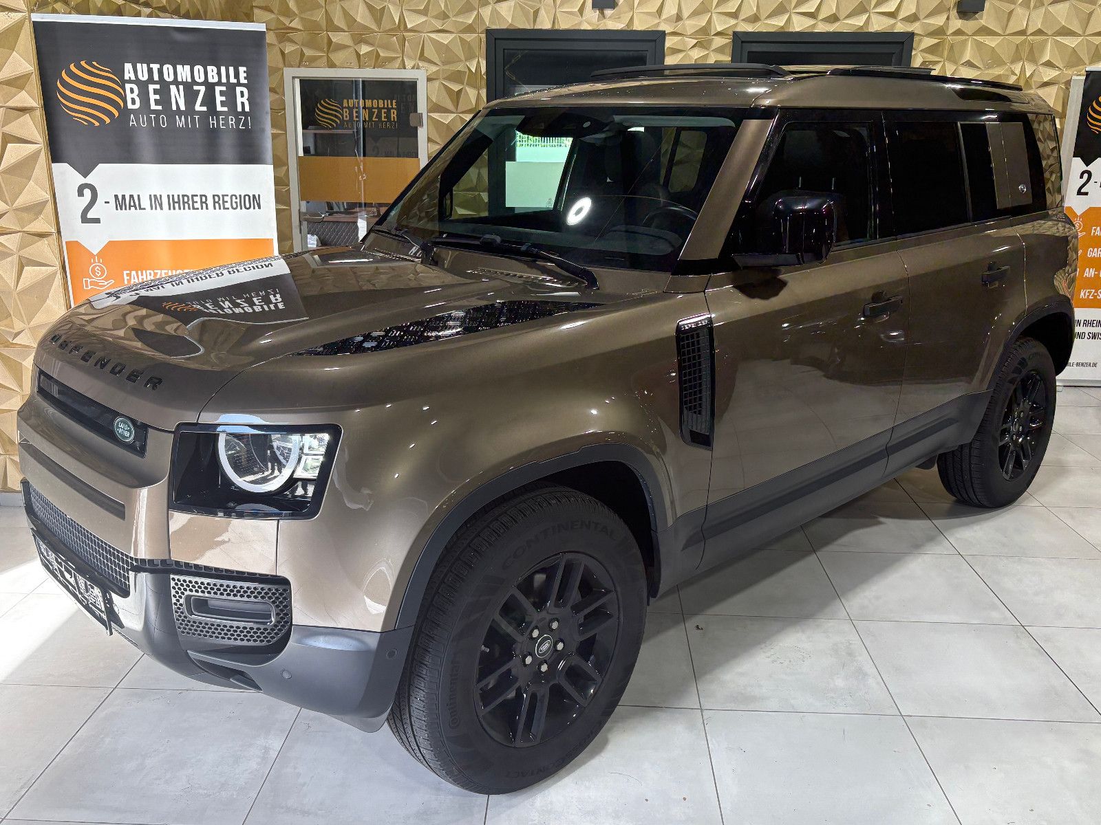 Fahrzeugabbildung Land Rover Defender 110 S/360°/NAVI/PANO/APPLE/ACC/SHZ