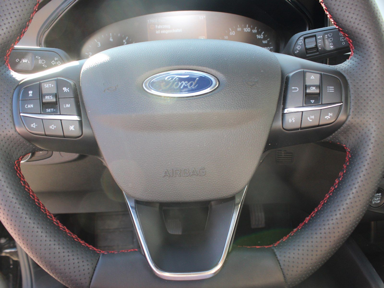 Fahrzeugabbildung Ford Focus ST-Line 1,0 EcoBoost