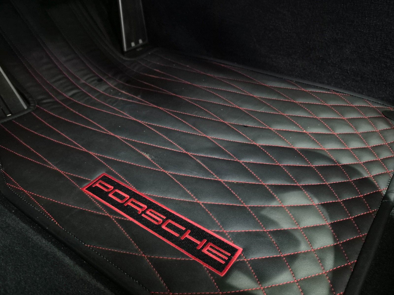 Fahrzeugabbildung Porsche 992 Carrera GTS/Approved 2027/Bose/1A Zustand