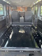 Land Rover Defender 110 TD4 Station Wagon E E - gebrauchte Land Rover Defender aus dem Jahr 2011