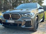 BMW X6 M50 - BMW X6 M50 aus 2021