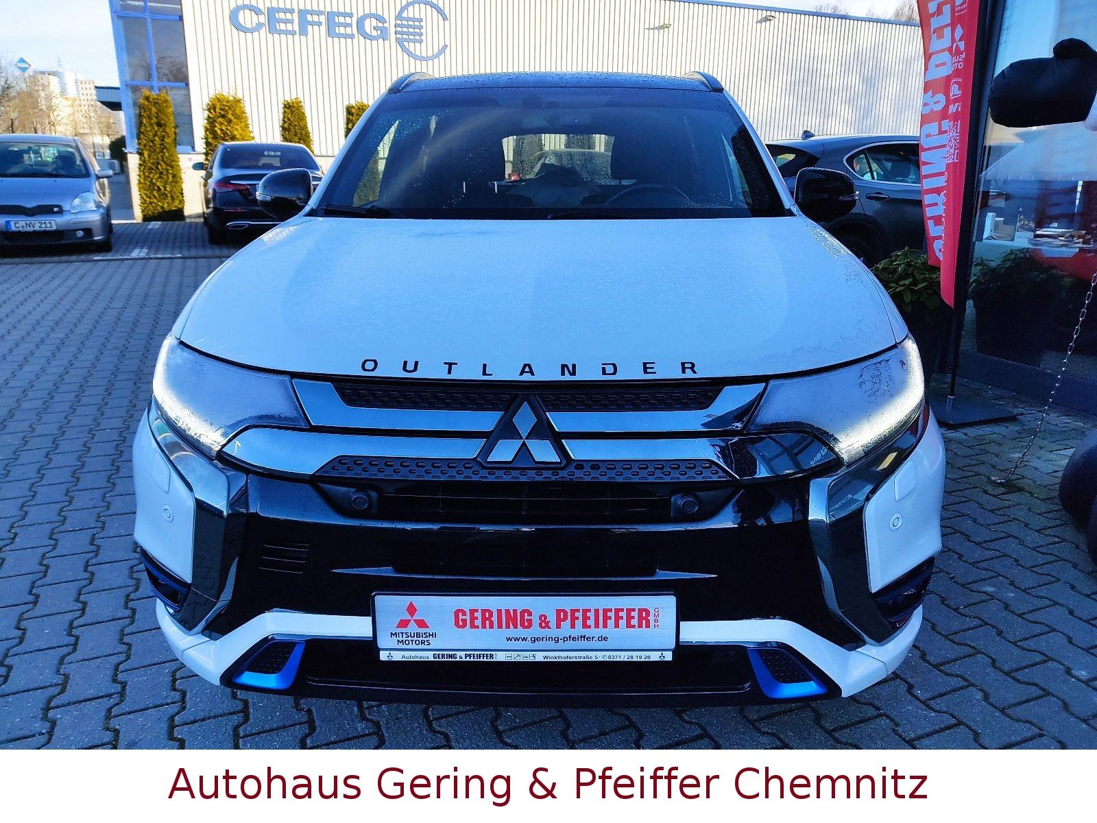 Mitsubishi Outlander PHEV PlugIn Hybrid Spirit