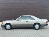 Mercedes-Benz 300 CE W124 / 1 HAND / SEHR GEPFLEGT - Mercedes-Benz 300: W124