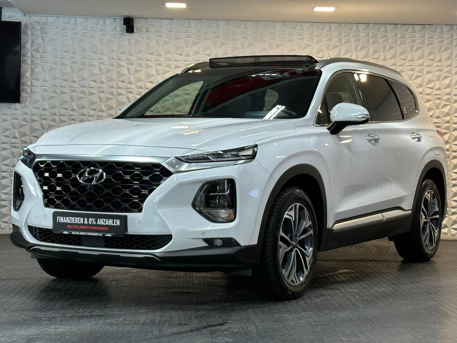 HYUNDAI SANTA FE 2.2CRDi PREMIUM SEVEN 4WD* LED#4xSHZ#LH - Image 4