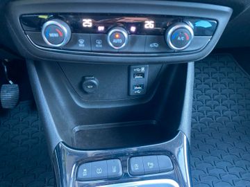 Bild 15 Opel Crossland (X) Inno*AHK*NAV*KAMERA*CARPLAY*1HD*