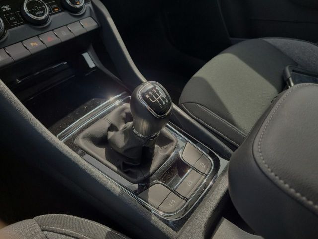 Karoq Drive 2.0TDI Navi Climatronic LED