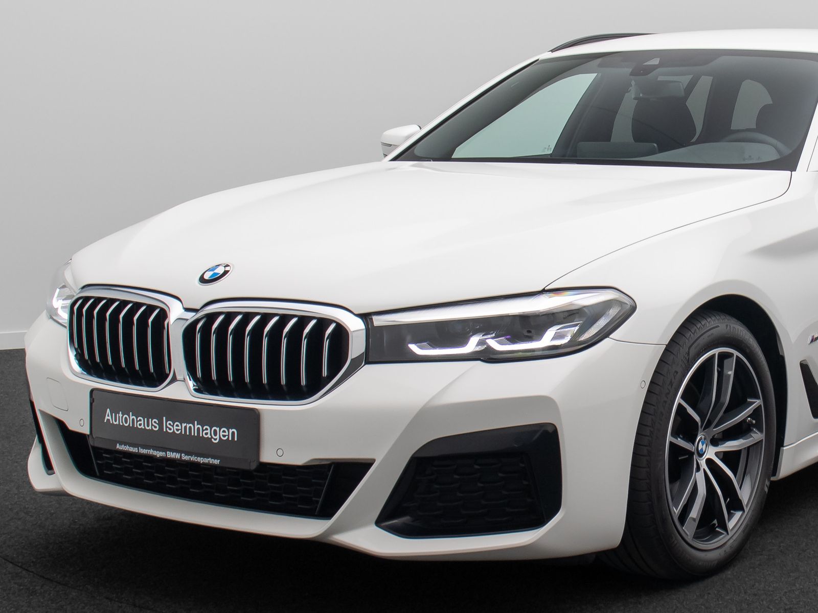 Fahrzeugabbildung BMW 520d M Sport DAB Alarm PDC Geschwindigreg Leder