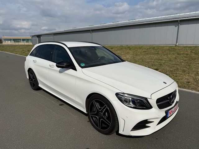 MERCEDES-BENZ C 300 d T AMG-LINE/NIGHT/360°KAMERA/9G-TRONIC