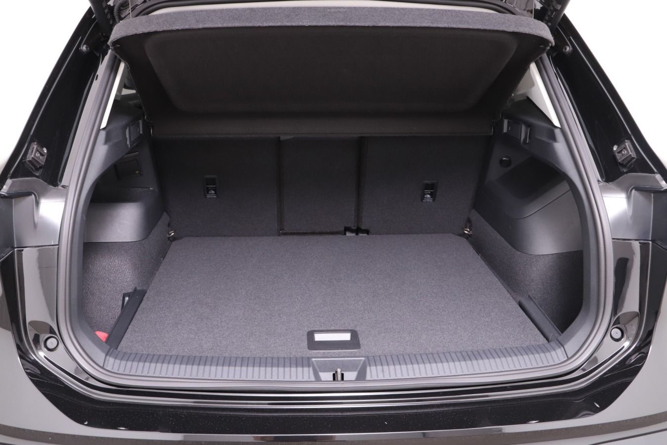Volkswagen Tiguan 1.5 eTSI DSG Life LED ACC 360° AHK Navi foto 13