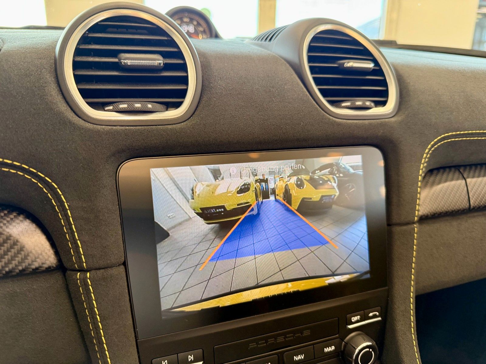 Fahrzeugabbildung Porsche 718 Boxster Spyder RS WEISSACH/Lift/Carbon/BOSE