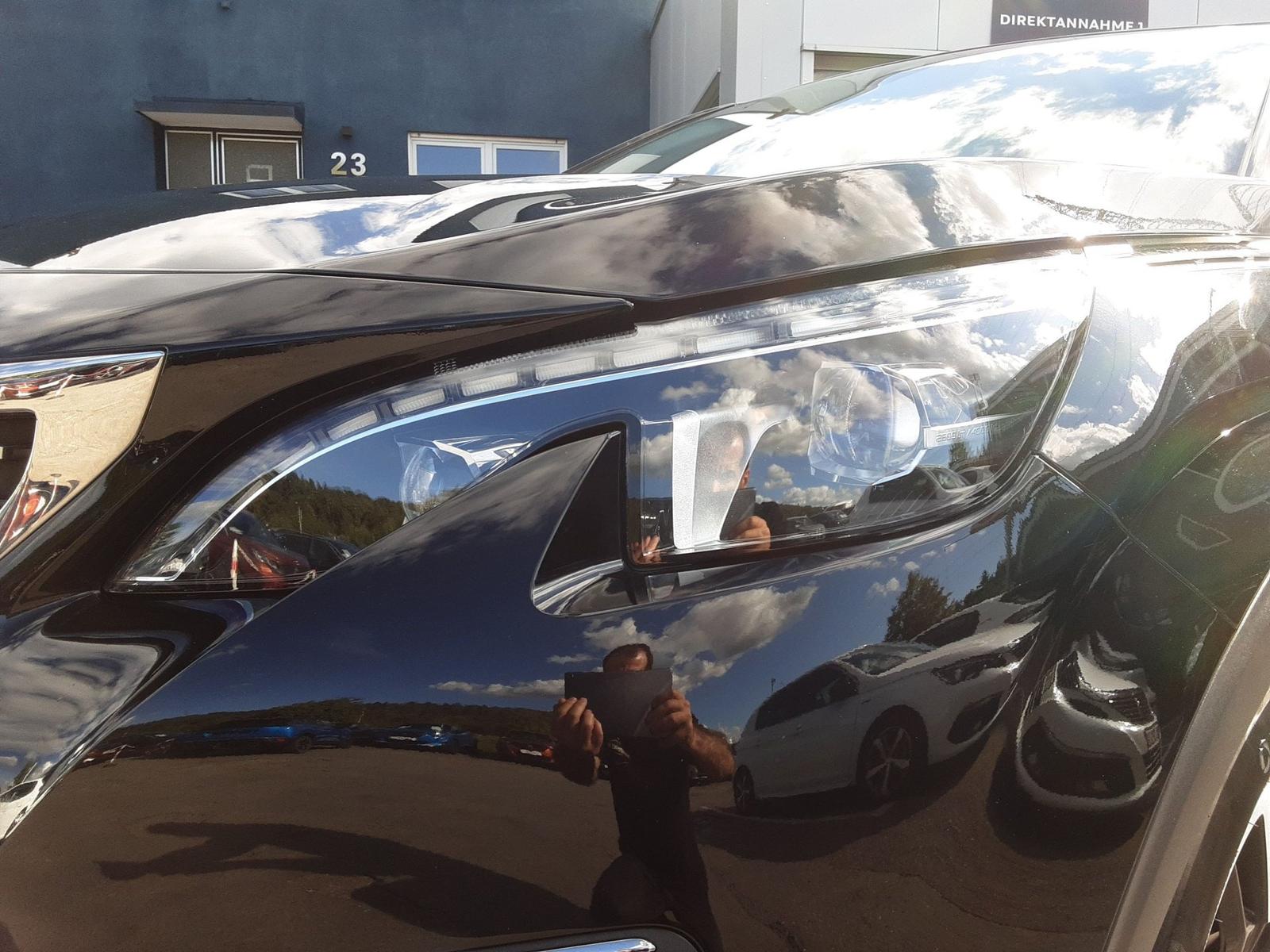 Peugeot 3008 1.5 BlueHDi 130 Allure KeyLess LED Navi PDC