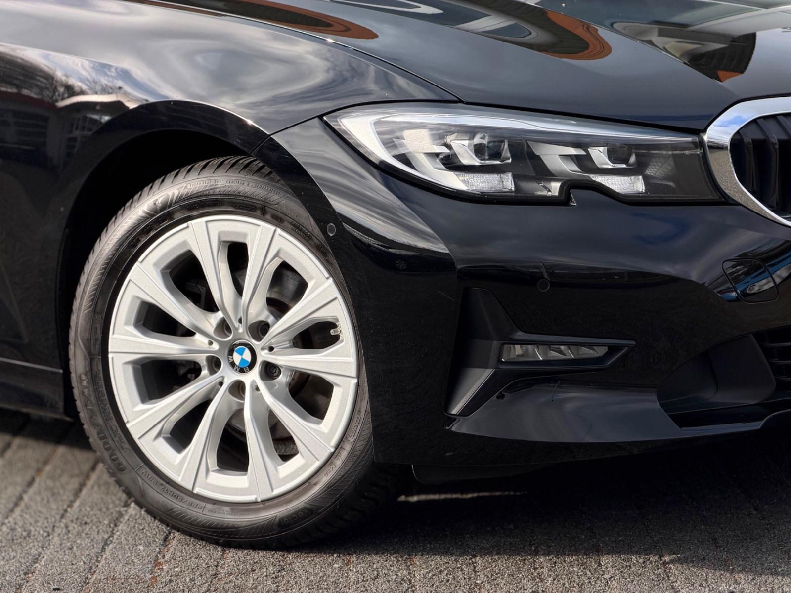 BMW 318i Touring Advantage*Kam*Shz*Pdc*LED*HiFi*DAB