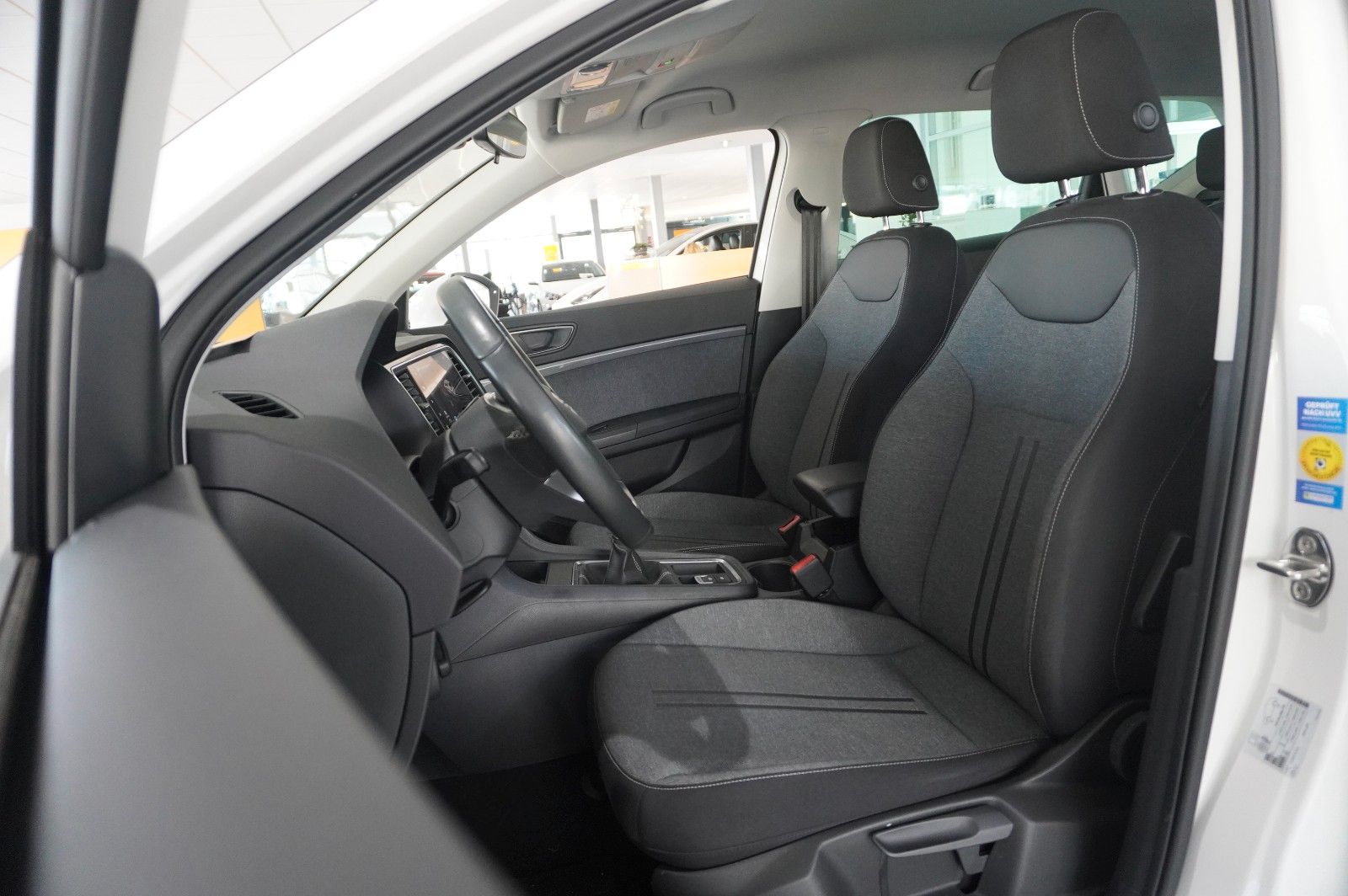 Fahrzeugabbildung SEAT Ateca 2.0 TDI STYLE NAVI/LED/SHZ/TEMP./PDC/DAB+