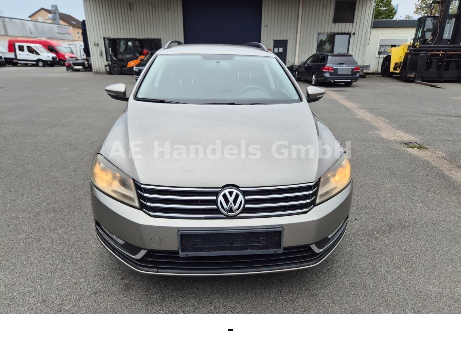 Volkswagen Passat 2012 — photo 9