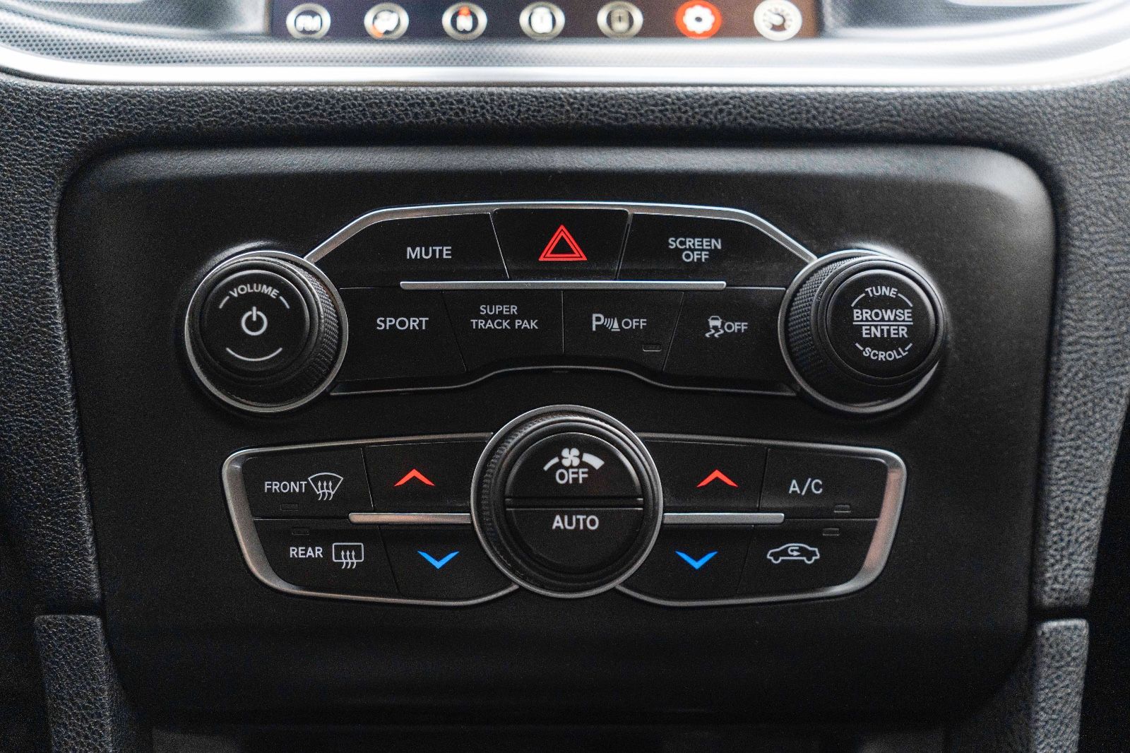 Fahrzeugabbildung Dodge Charger 5,7L R/T KAM NAV BLACKTOP CARPLAY ALPIN