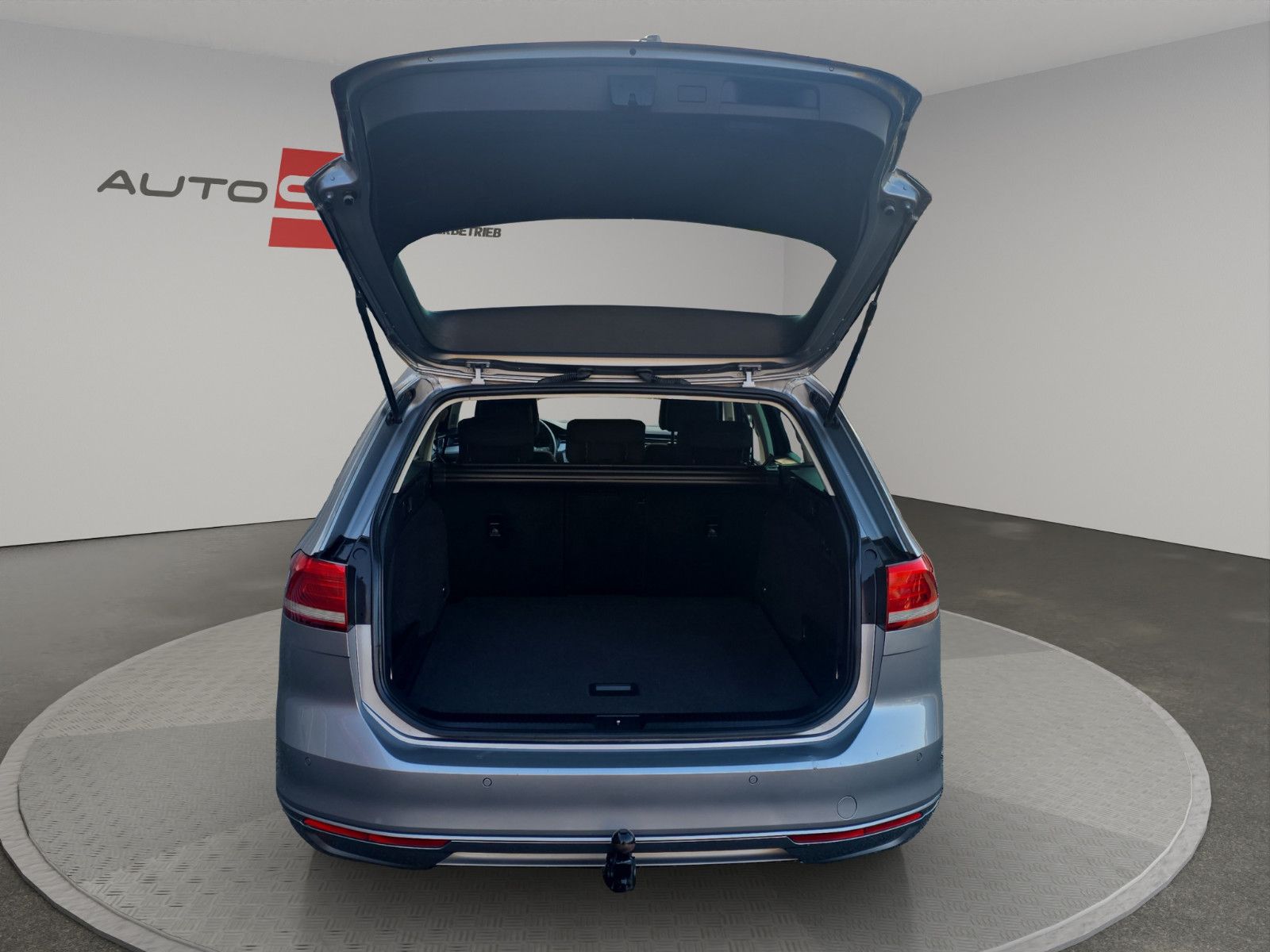 Fahrzeugabbildung Volkswagen Passat Variant Comfortline BMT/Start-Stopp AHK