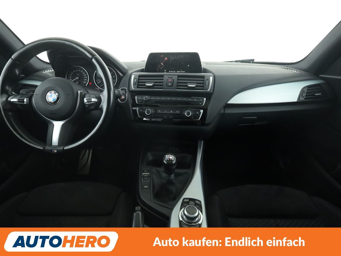 BMW 1er 120i M Sport*NAVI*TEMPO*PDC*SHZ*LIM* foto 12