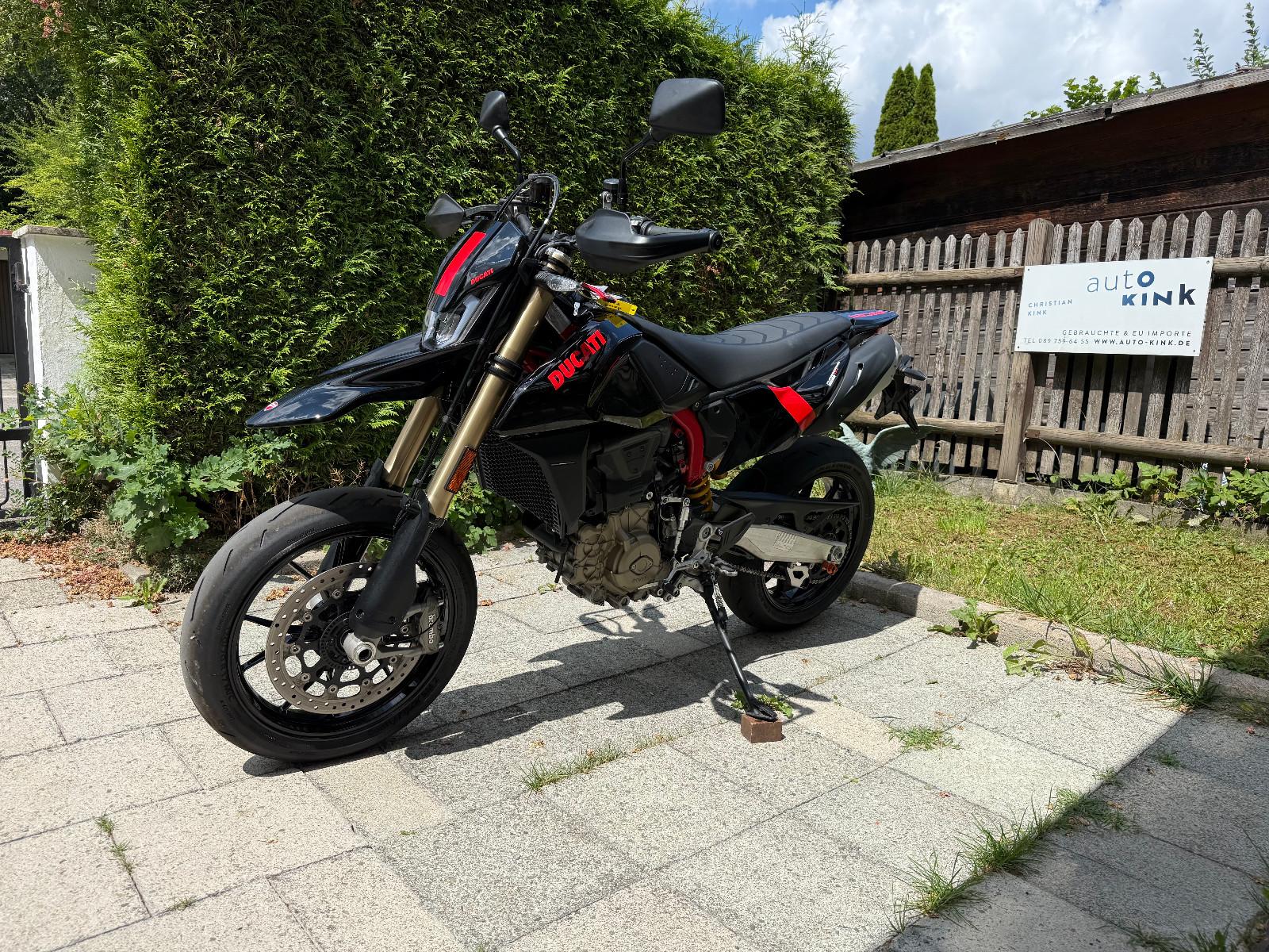 Ducati Hypermotard 698 Mono  Service & Motorlampe an