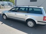 Volkswagen Passat Variant Basis - Volkswagen Passat Variant aus 2005