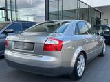Audi A4 Lim. 2.5 TDI quattro 6-Gang S line Sportpaket - Audi A4: 2.5
