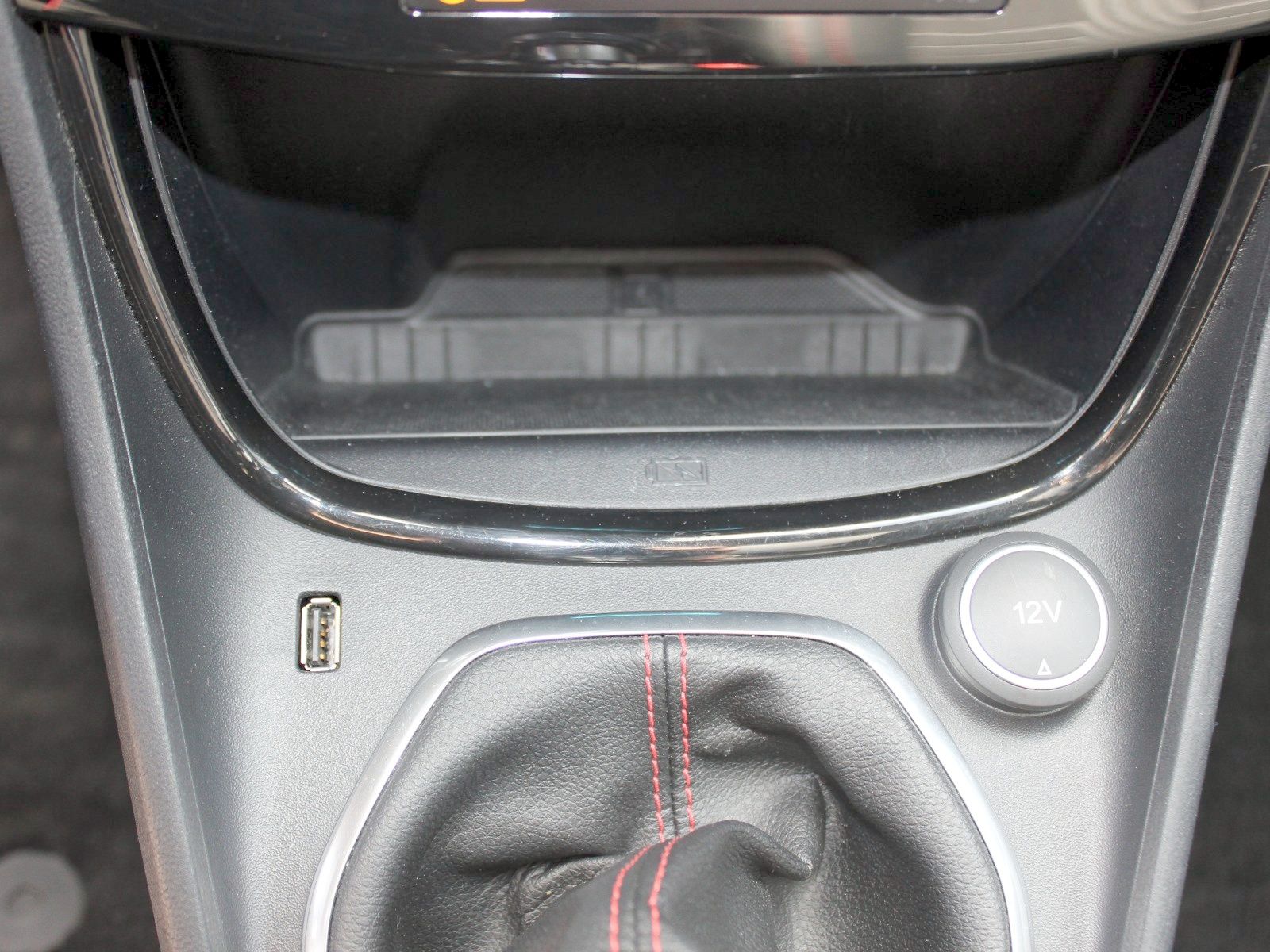 Fahrzeugabbildung Ford Puma ST-Line X 1,0 EcoBoost Mild Hybrid