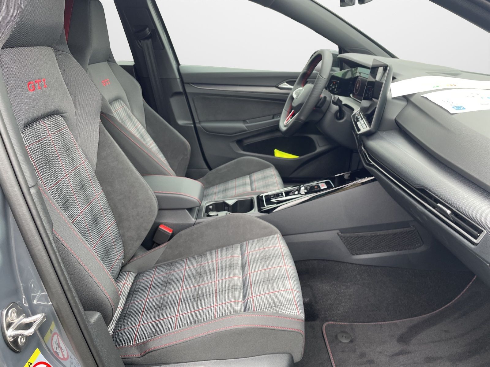 Volkswagen Golf GTI 2.0 TSI DSG  HeadUp Navi LED Kamera PDC foto 11