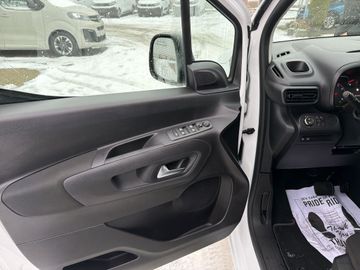 Opel COMBO LIFE N1 96 KW 130 PS AUTOMATIK