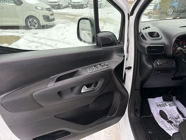 Opel COMBO LIFE N1 96 KW 130 PS AUTOMATIK