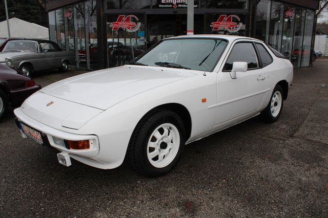 Porsche 924 Coupé  Frame off Restaurierung einmalig!!