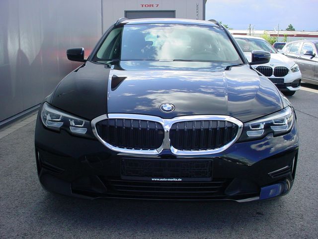 BMW 318d*LED*PDC*DAB*Navi*CARPLAY*Hifi
