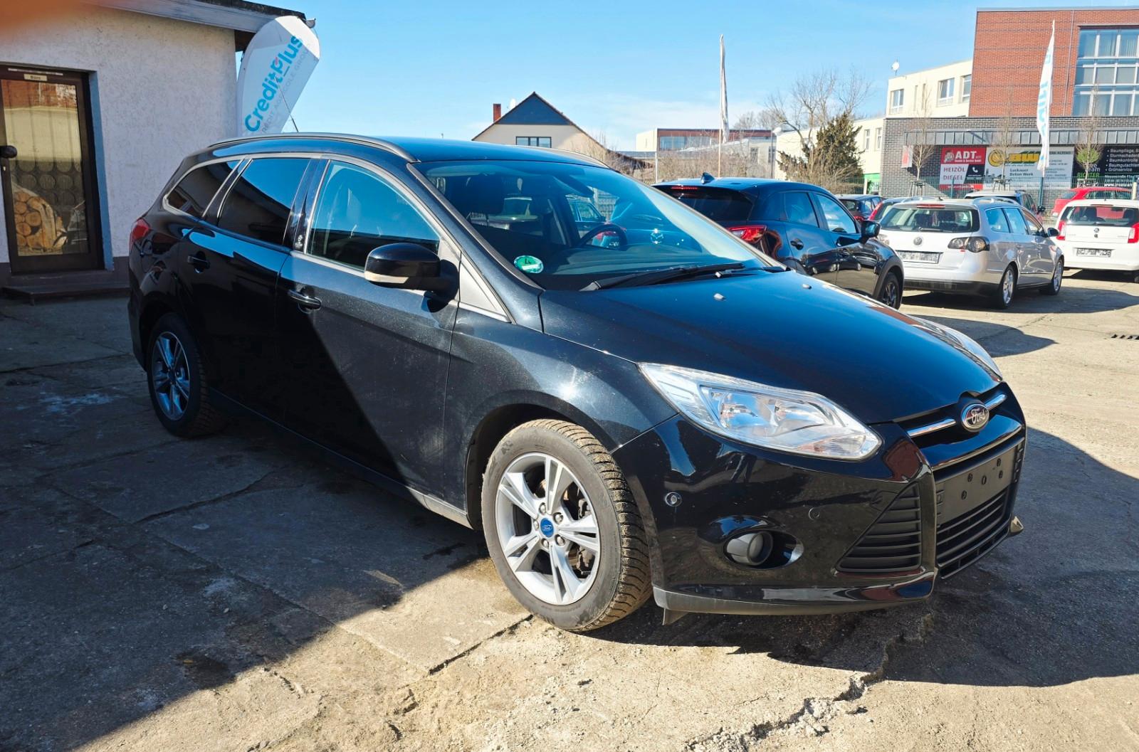 Ford Focus Turnier Champions Edition+NAVI+PDC