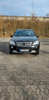Mercedes-Benz ML 500 4MATIC - AMG Line  - Mercedes ML 500 mit Schiebedach
