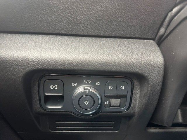 Fahrzeugabbildung Mercedes-Benz T-Klasse 180 CDI LED ALCANTARA KAMERA AUTOMATIK