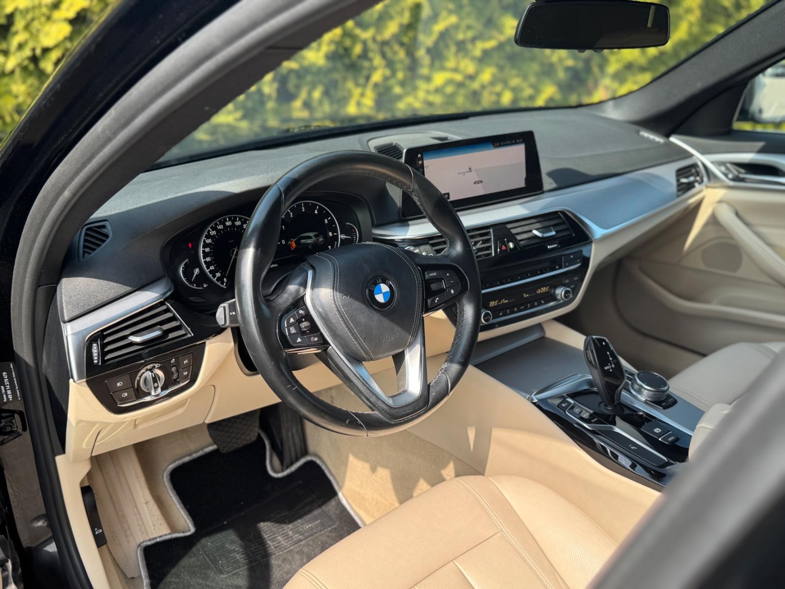 BMW 530i TOURING 252CH - BVA - SIEGES CHAUFFANTS - PHARES LED - 2EME MAIN - CT NEUF