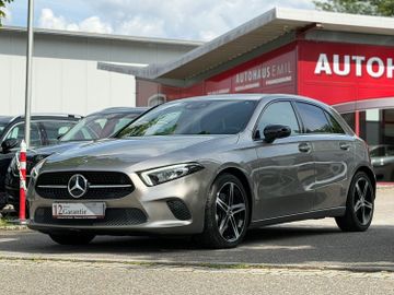 MERCEDES-BENZ A 220