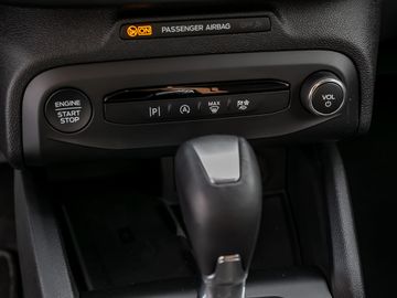 Ford Focus Turnier 1.0 Titanium Stauassistent Navi