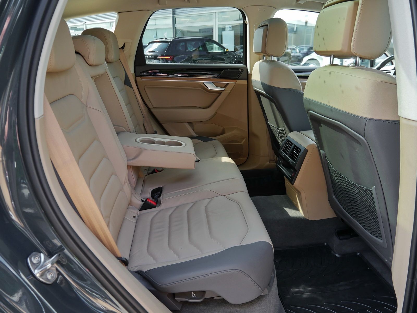 Volkswagen Touareg - Bild 17