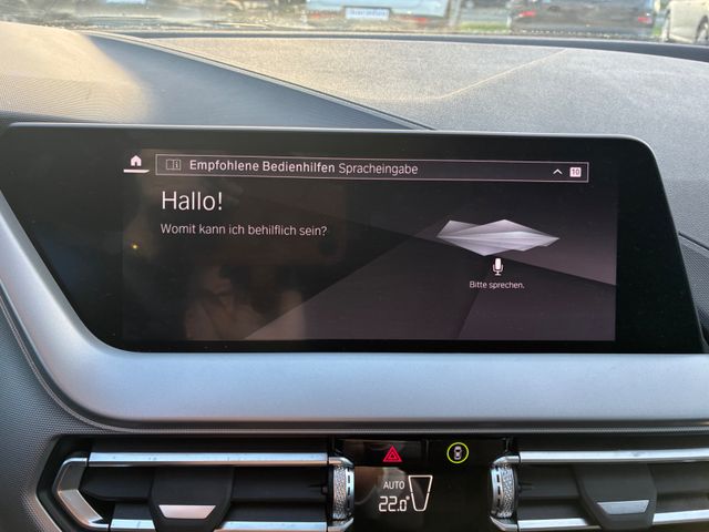 Fahrzeugabbildung BMW 218d Gran Coupé >NAV/AHK/LED/18Zoll Alu<