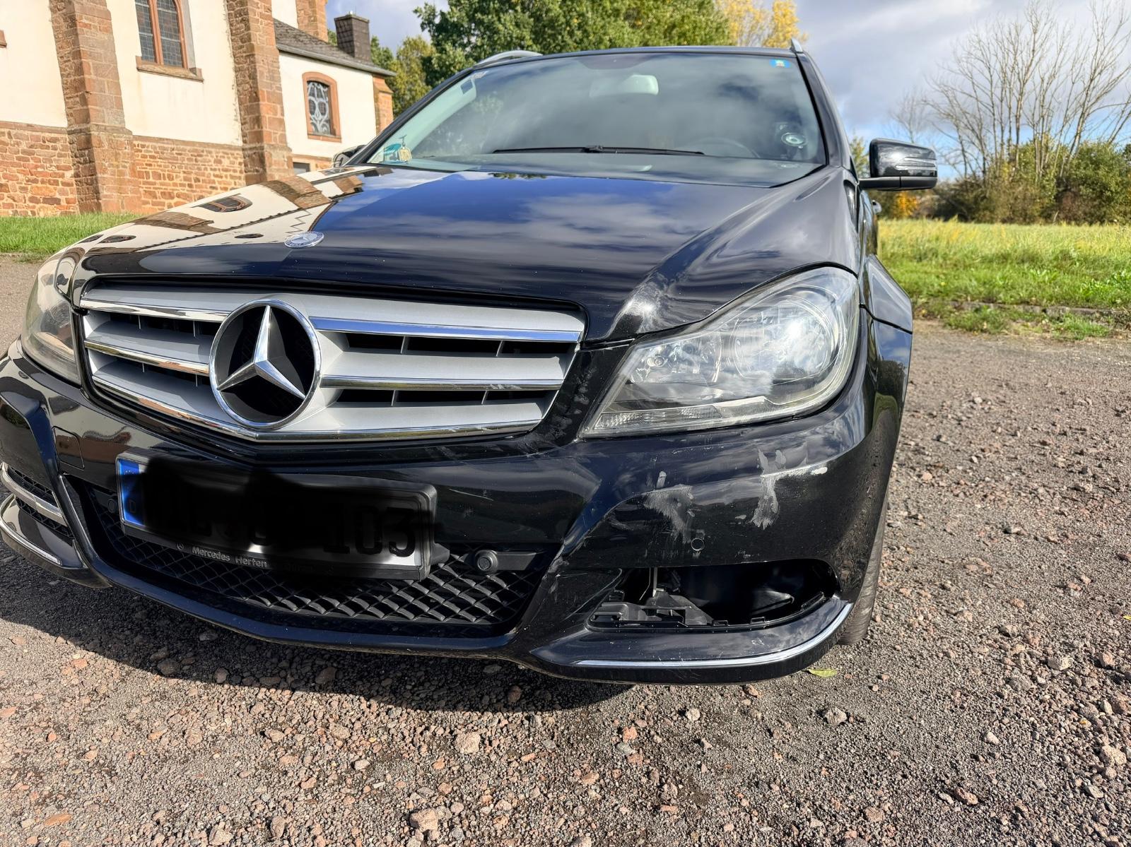 Mercedes-Benz C180 2013 — rear view
