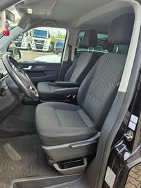 Volkswagen T6 Multivan - 11