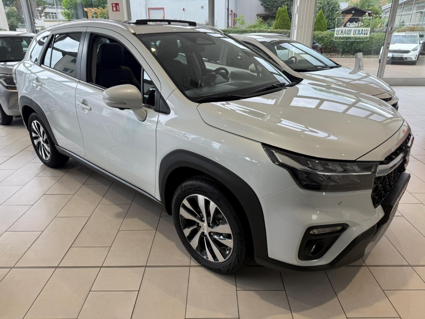 Suzuki S-Cross Comfort+ ALLGRIP 1.5 AGS Dualjet Hybrid 